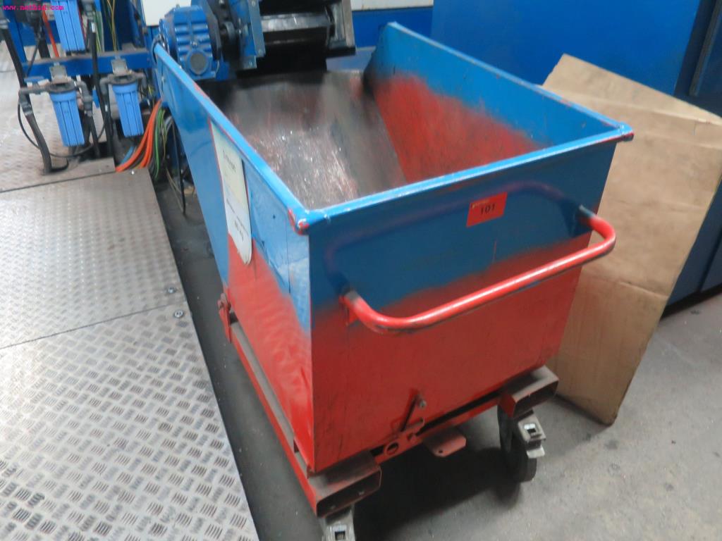 Used 2 Chip tipping bucket for Sale (Auction Premium) | NetBid Industrial Auctions