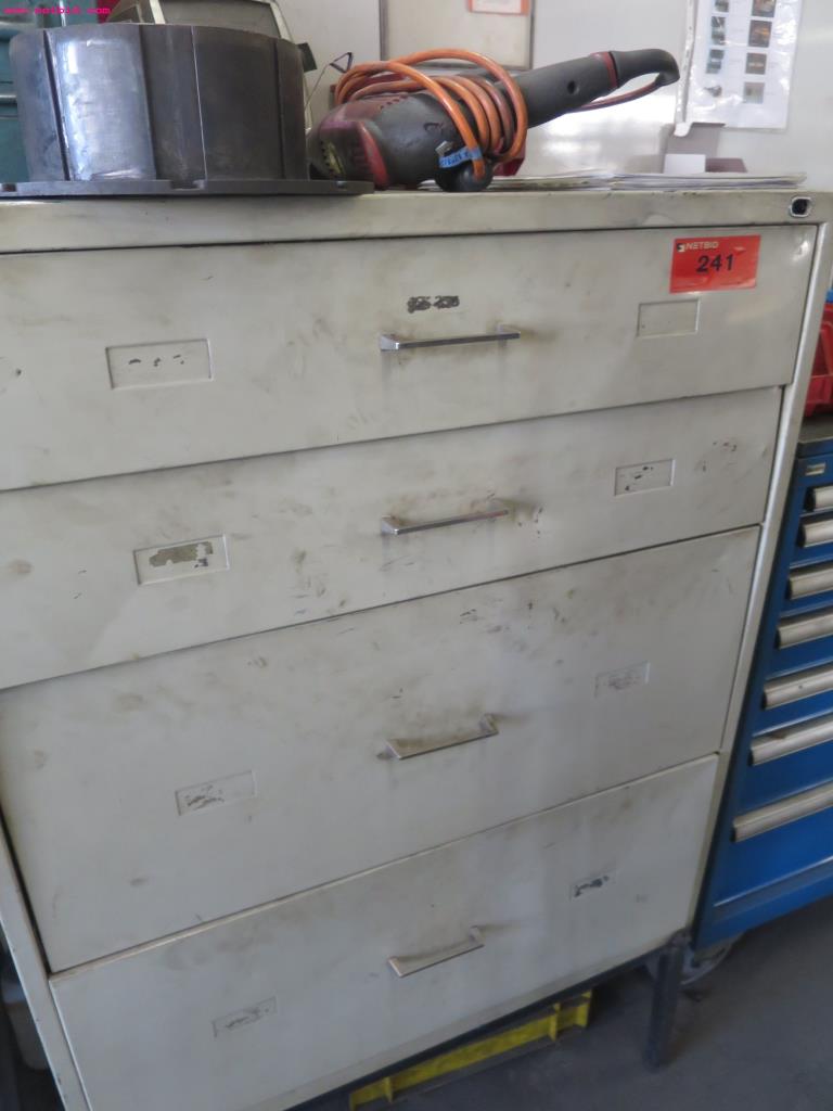 Used Storage table for Sale (Auction Premium) | NetBid Industrial Auctions