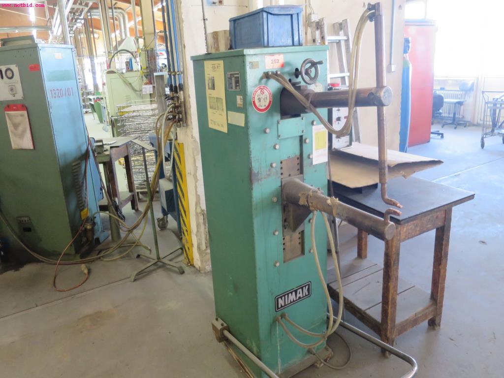 Used Nimak Spot welding machine for Sale (Auction Premium) | NetBid Industrial Auctions