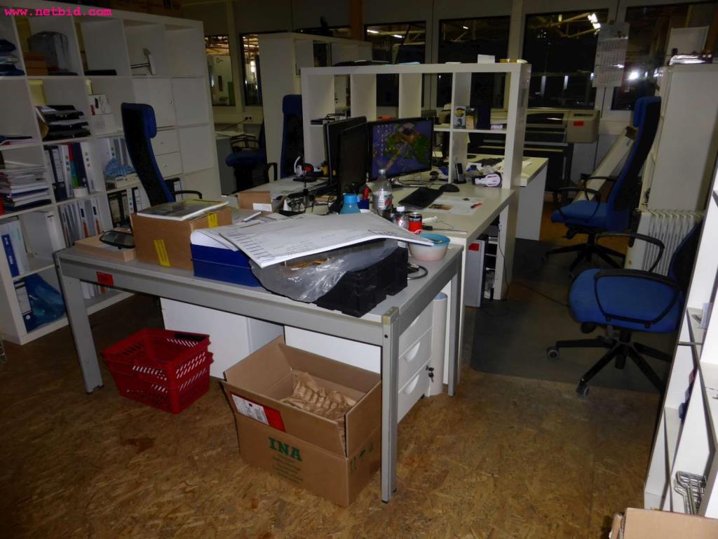 Used 4 Work tables for Sale (Trading Premium) | NetBid Industrial Auctions