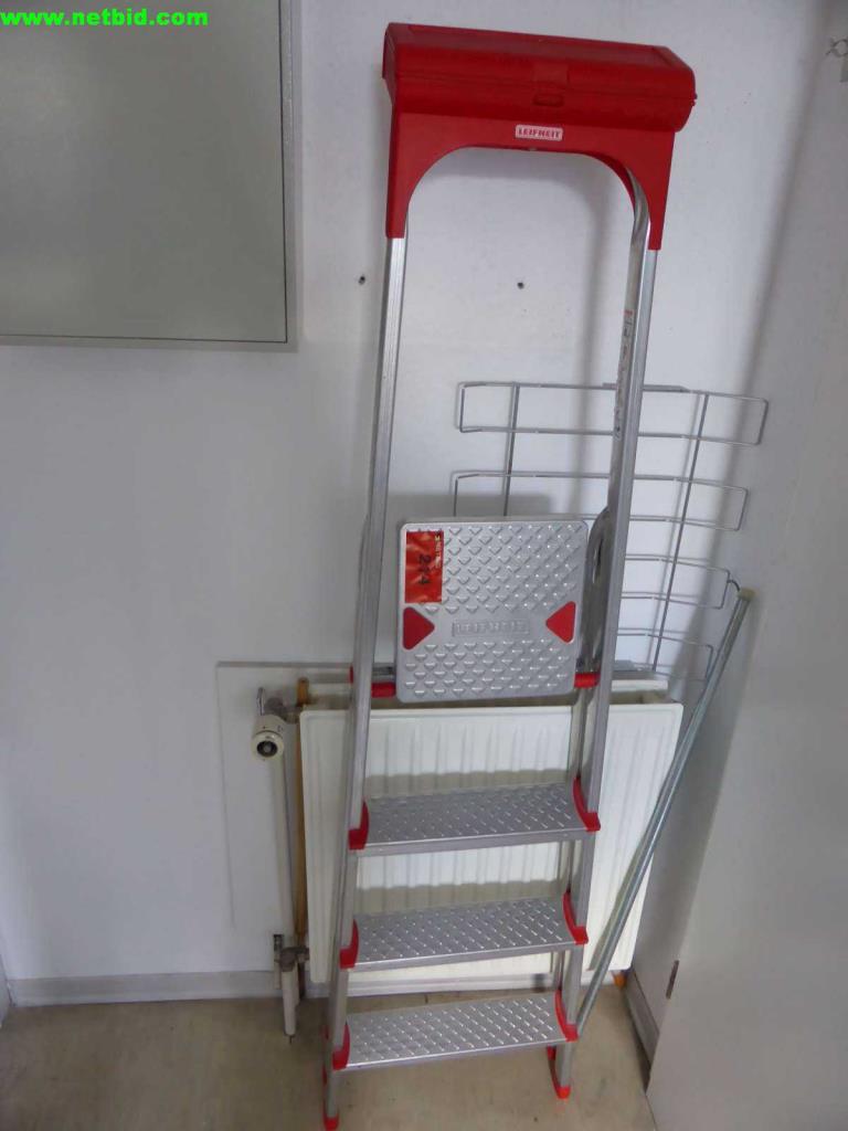 Used Leifheit Aluminum folding ladder for Sale (Trading Premium) | NetBid Industrial Auctions