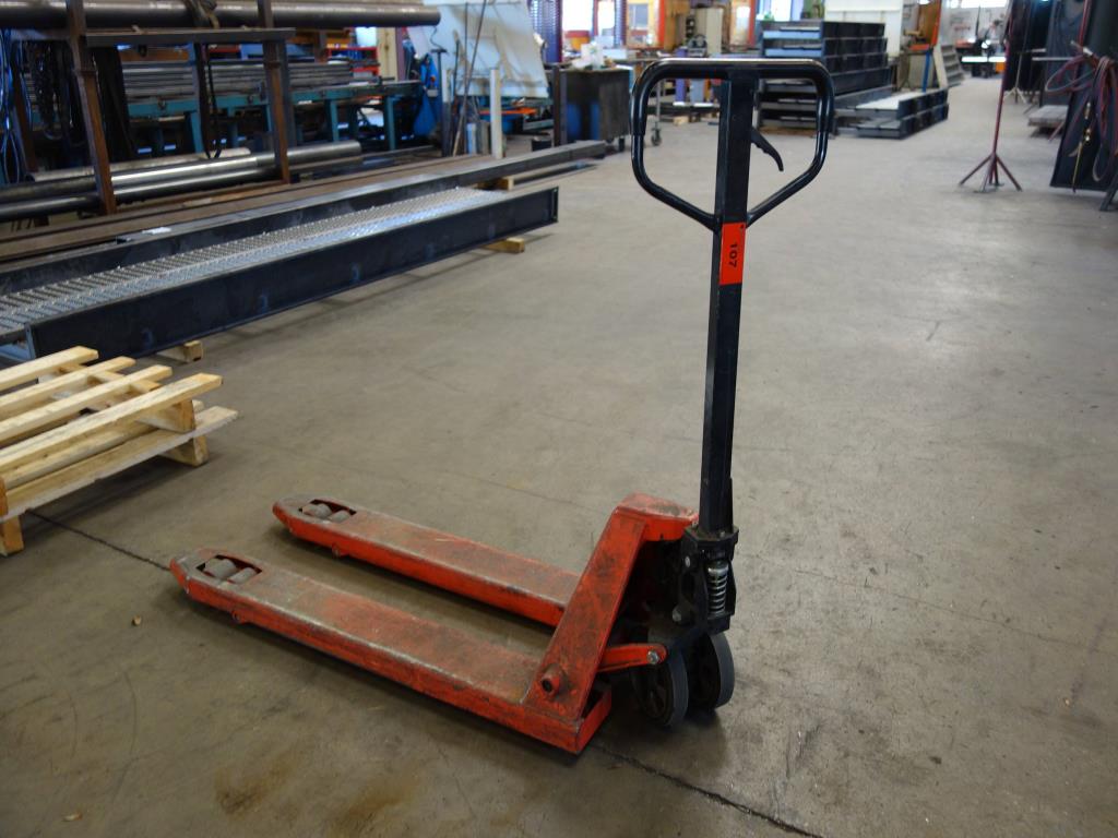 Used Pallet truck for Sale (Auction Premium) | NetBid Industrial Auctions