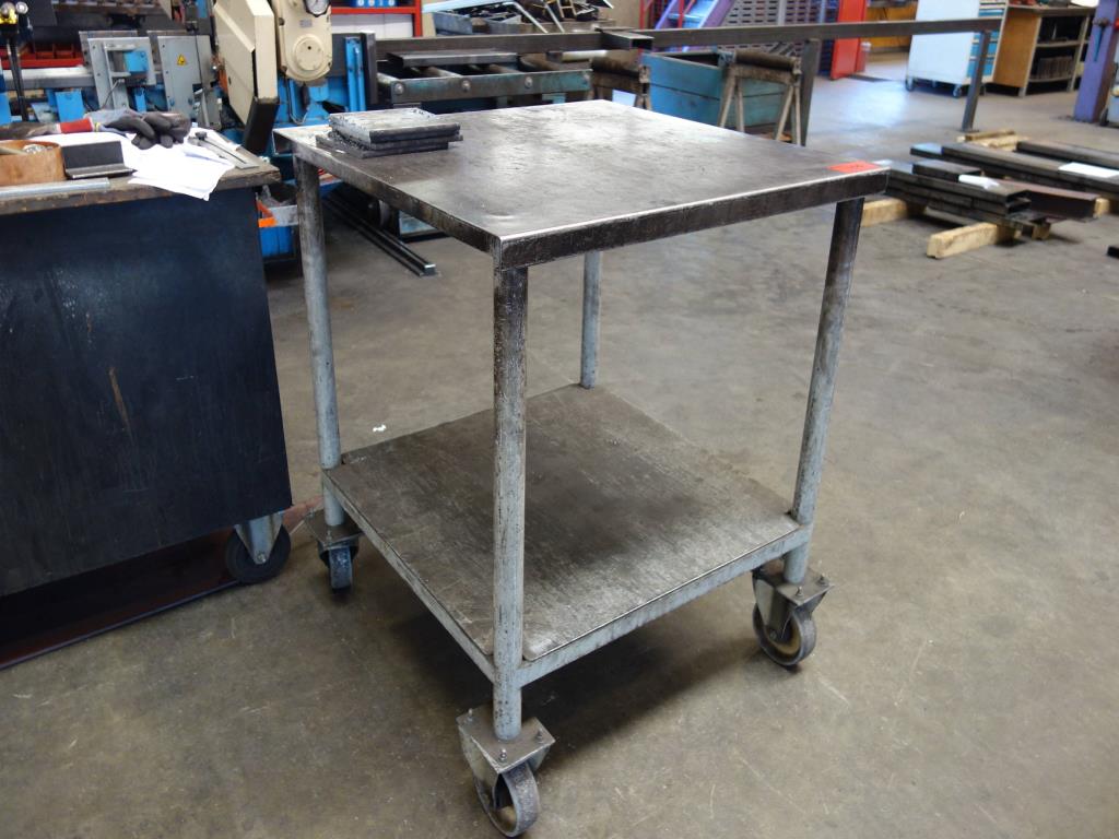 Used 2-tier trolley for Sale (Auction Premium) | NetBid Industrial Auctions