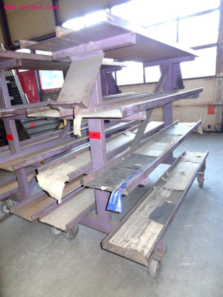 Used Mobile cantilever rack for Sale (Auction Premium) | NetBid Industrial Auctions