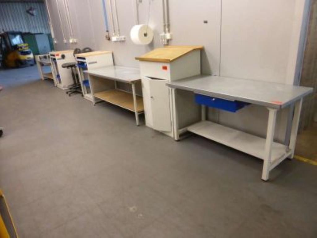 Used 3 Packing tables for Sale (Auction Premium) | NetBid Industrial Auctions