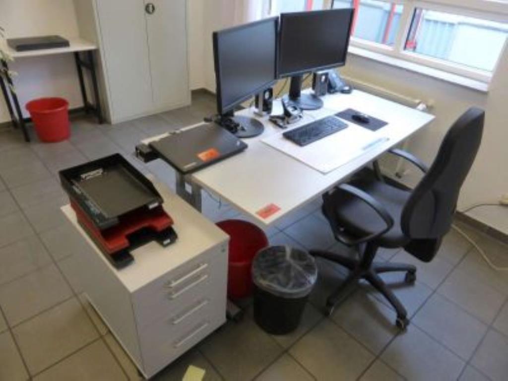 Used Desk for Sale (Auction Premium) | NetBid Industrial Auctions