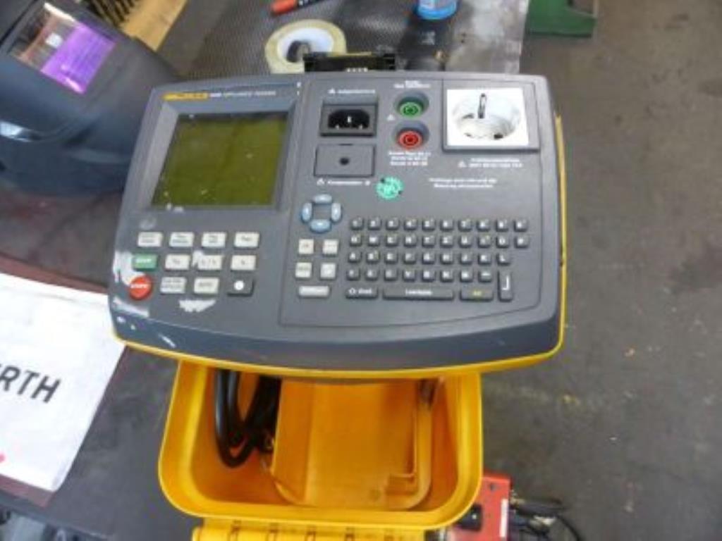 Used Fluke 6500 Apliancetester Univerzalna merilna naprava for Sale (Auction Premium) | NetBid Slovenija