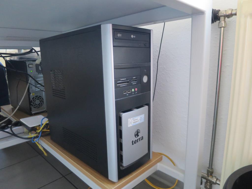 Used Terra PC for Sale (Auction Premium) | NetBid Industrial Auctions