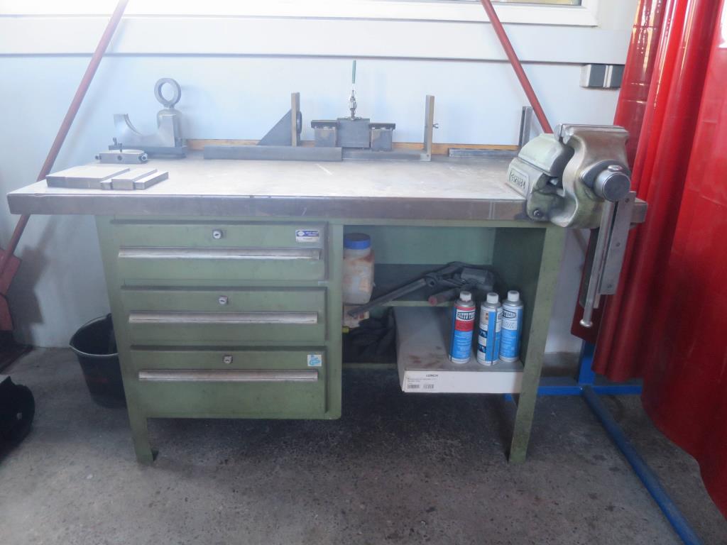 Used Traub Kompakt work bench for Sale (Auction Premium) | NetBid Industrial Auctions