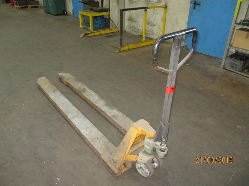 Used pallet truck (long) for Sale (Auction Premium) | NetBid Industrial Auctions