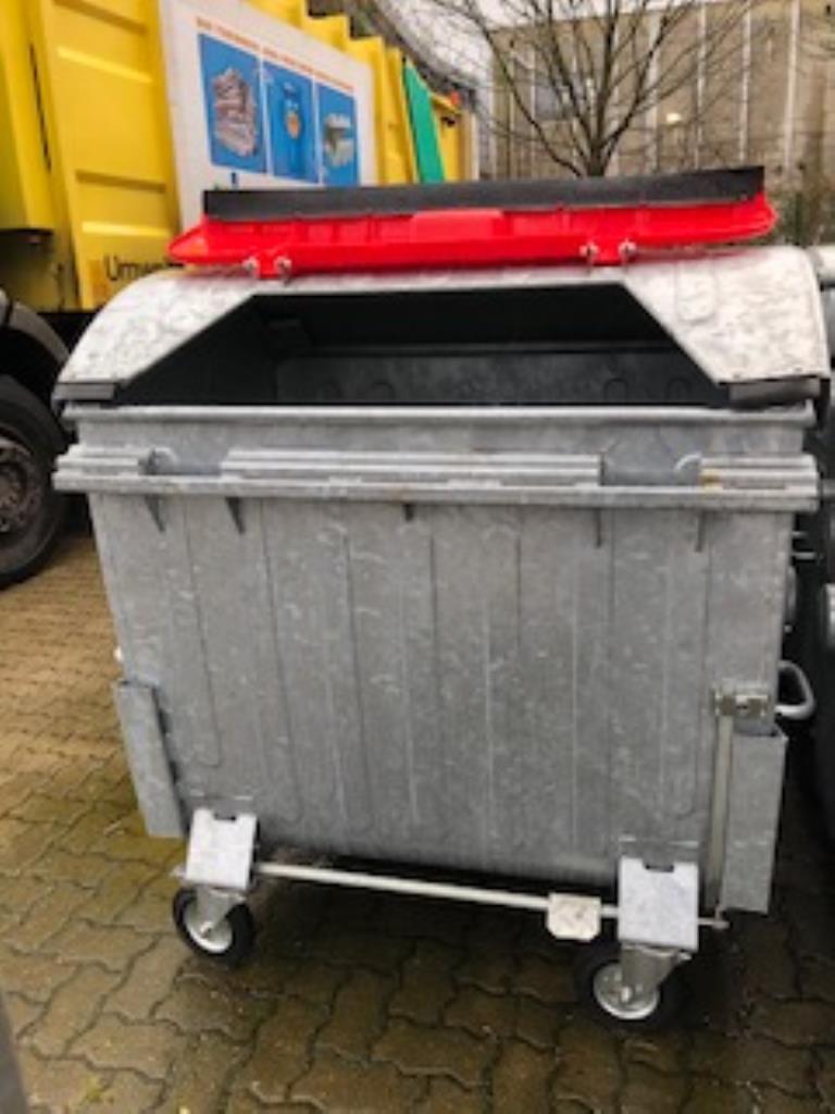 Paul Craemer GmbH 10 Stück Müllgroßbehälter aus Stahl gebraucht kaufen (Auction Premium) | NetBid Industrie-Auktionen