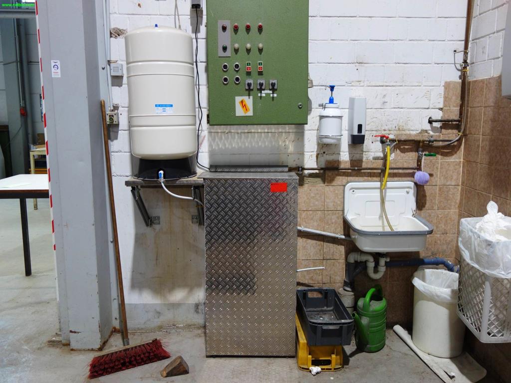 Used PA-E RO-2000 Ultrapure water system for Sale (Trading Premium) | NetBid Industrial Auctions