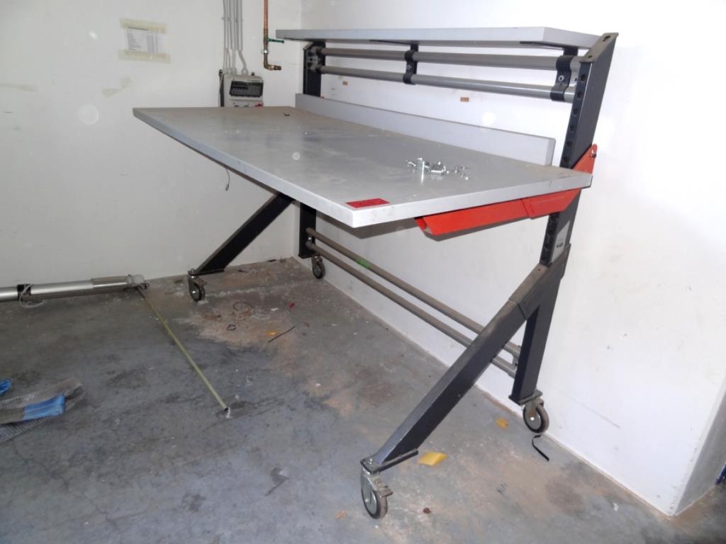 Used Hüdig + Rocholz Modul 5000 Mobile assembly table for Sale (Auction Premium) | NetBid Industrial Auctions