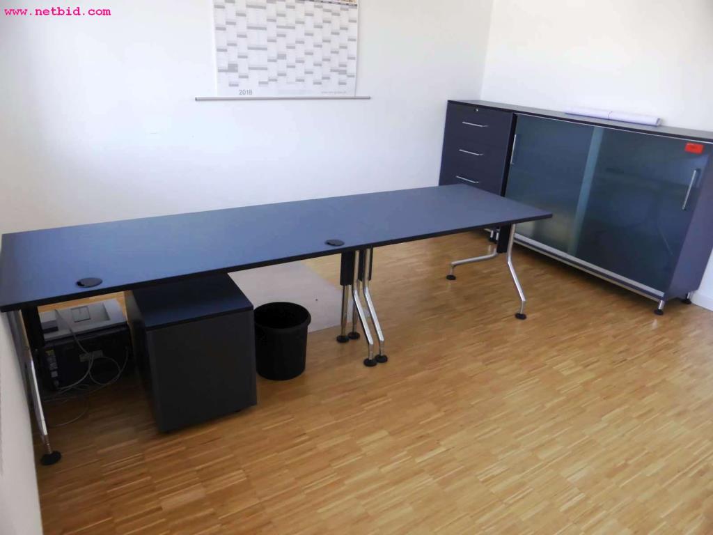 Used office desk for Sale (Auction Premium) | NetBid Industrial Auctions