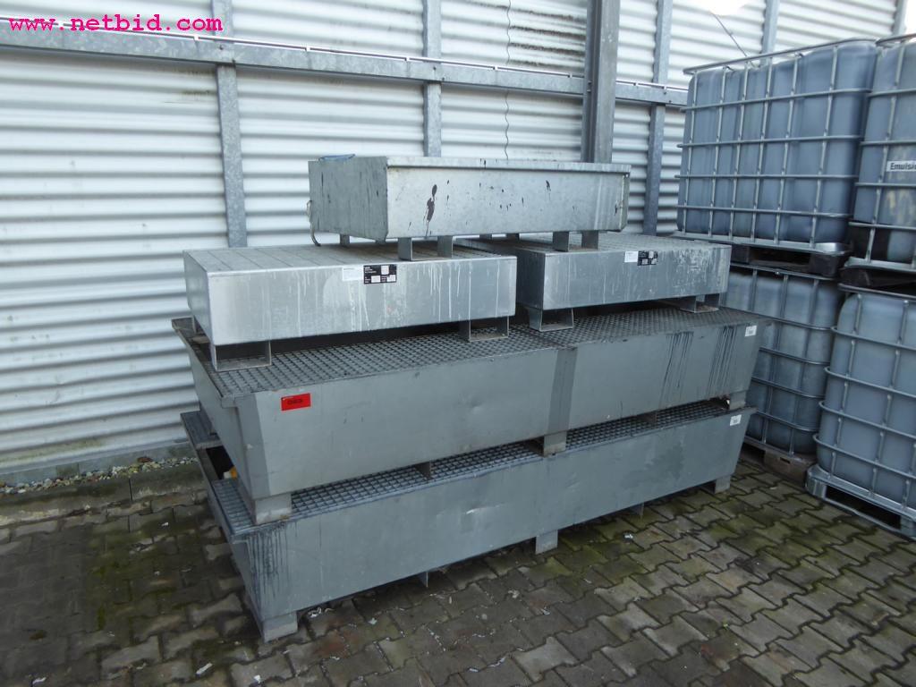 Used 3 oil collecting pans for Sale (Auction Premium) | NetBid Industrial Auctions