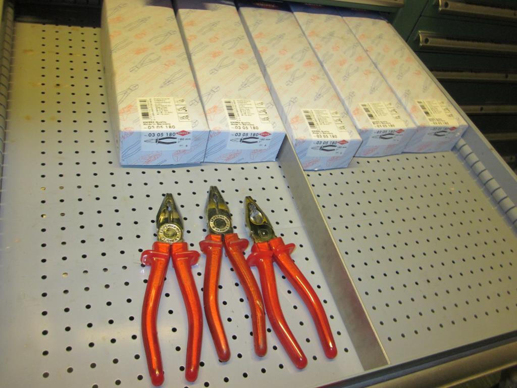 Used Knipex 1 Posten 70, 71 (drawer contents without drawer) for Sale (Auction Premium) | NetBid Industrial Auctions