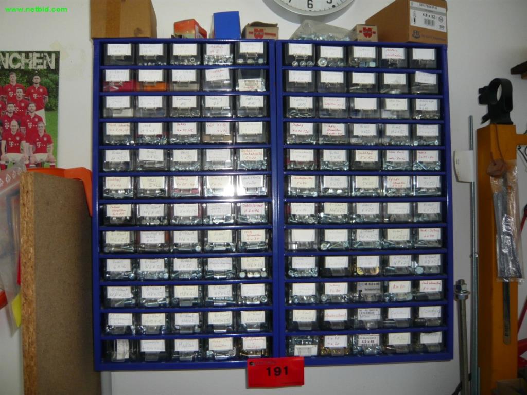 Used 1 Posten Assortment boxes for Sale (Trading Premium) | NetBid Industrial Auctions