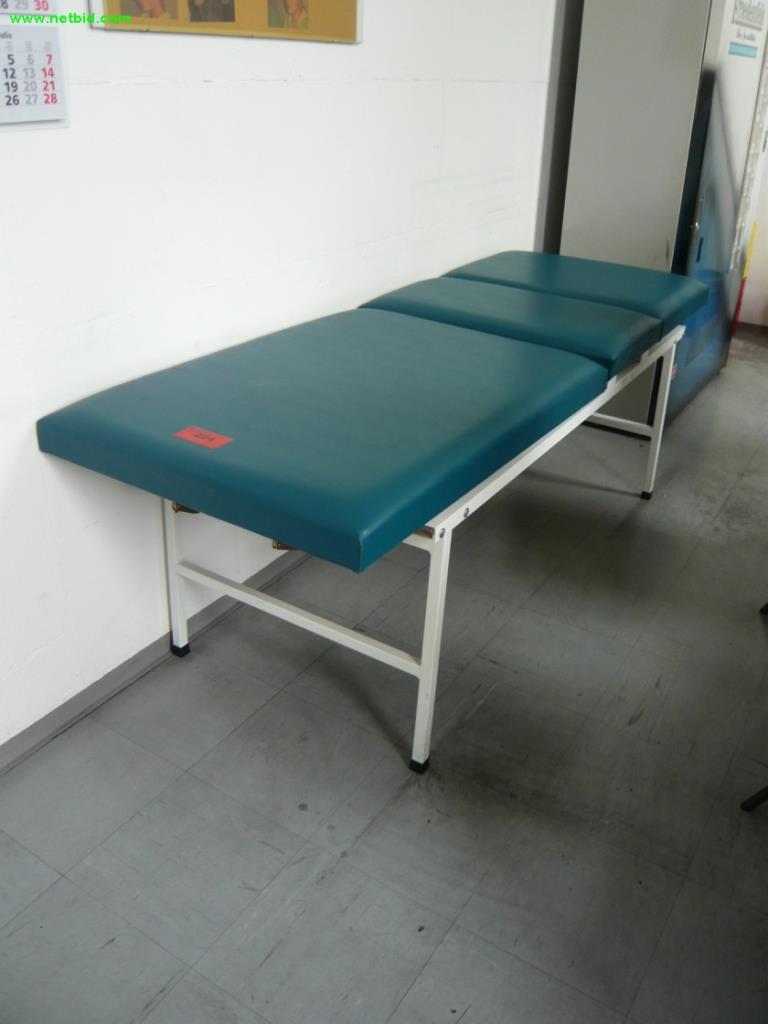 Used Wero Medical Treatment couch for Sale (Auction Premium) | NetBid Industrial Auctions