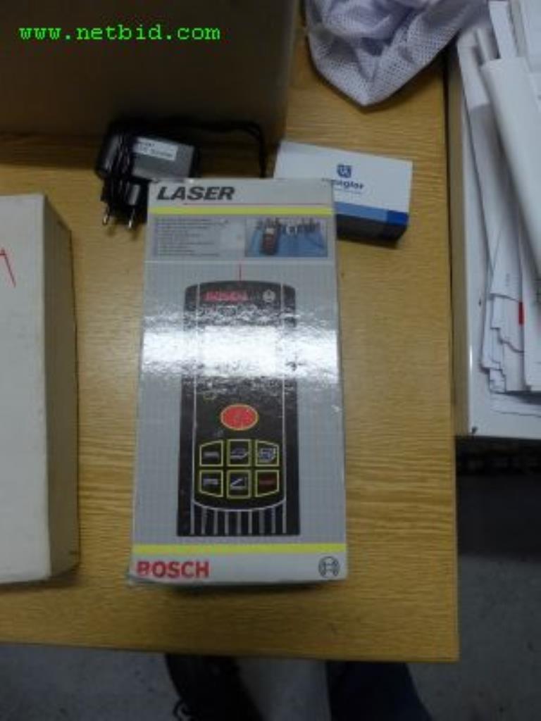 Used Bosch DLE30 Laser Laser measuring device for Sale (Auction Premium) | NetBid Industrial Auctions