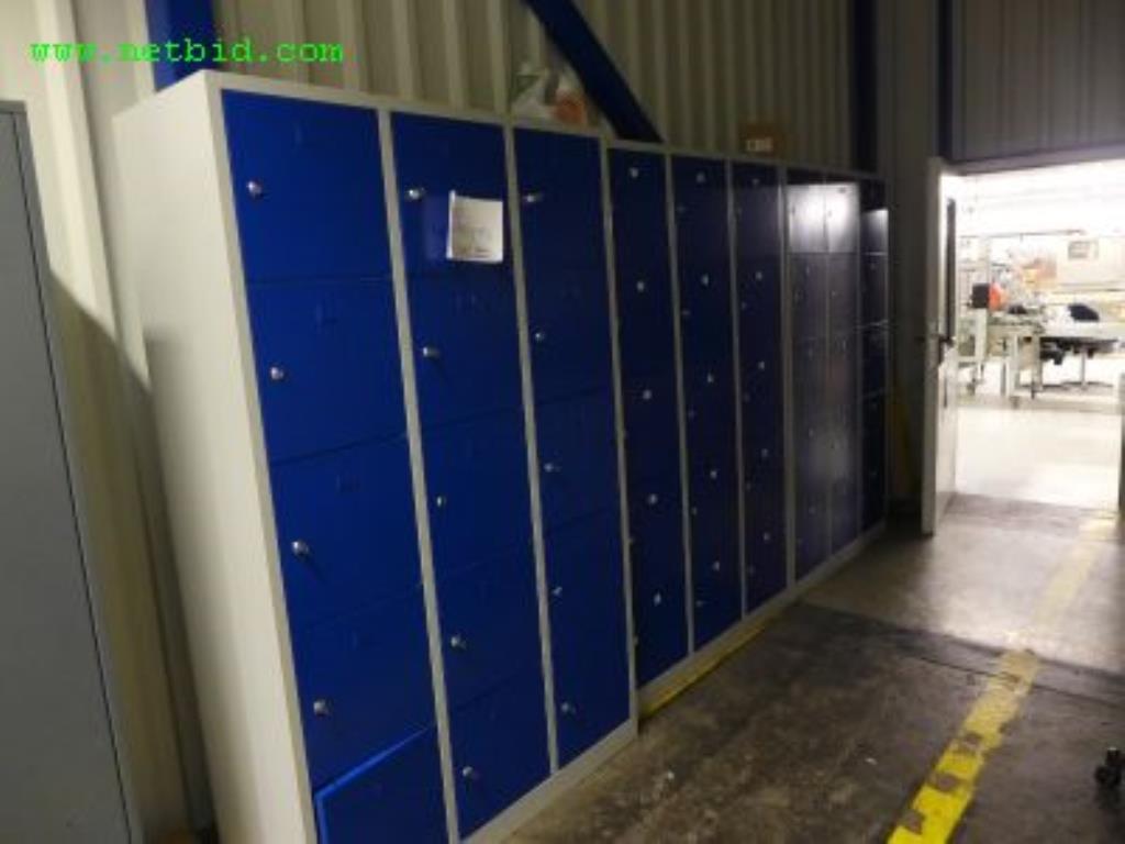 Used 3 Locker cabinets for Sale (Auction Premium) | NetBid Industrial Auctions