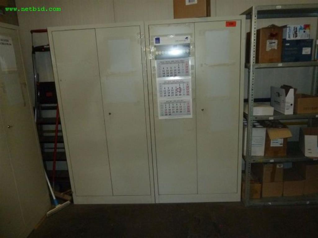 Used 2 Metal cabinets for Sale (Trading Premium) | NetBid Industrial Auctions