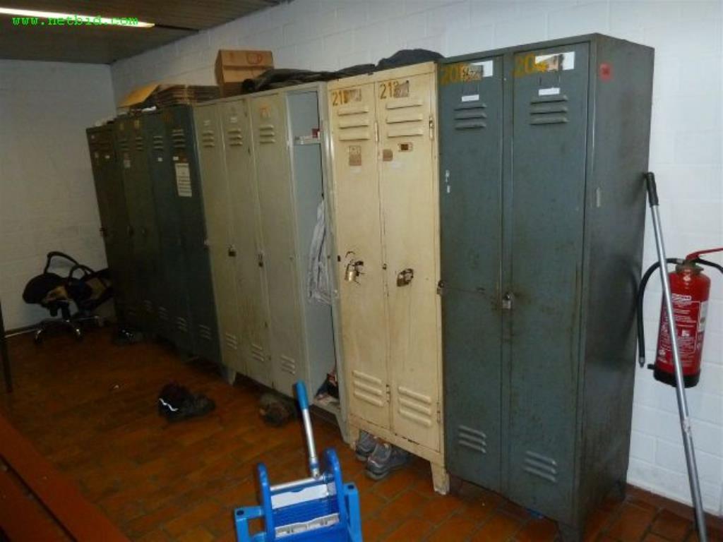 Used 1 Posten Changing room lockers for Sale (Auction Premium) | NetBid Industrial Auctions