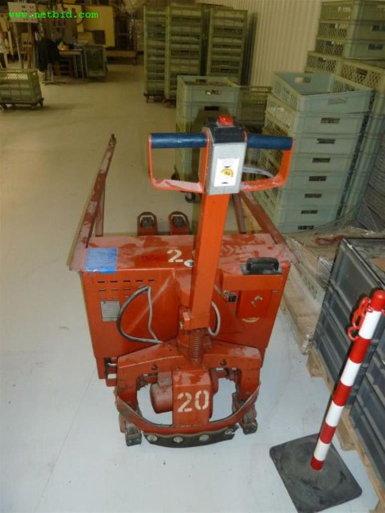 Used BT PPT 1250/5 Electric pallet truck (20) for Sale (Auction Premium) | NetBid Industrial Auctions