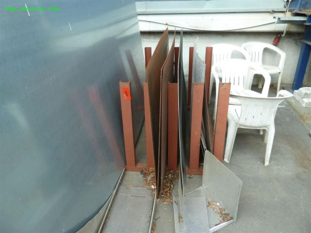 Used Push-in shelving for Sale (Auction Premium) | NetBid Industrial Auctions