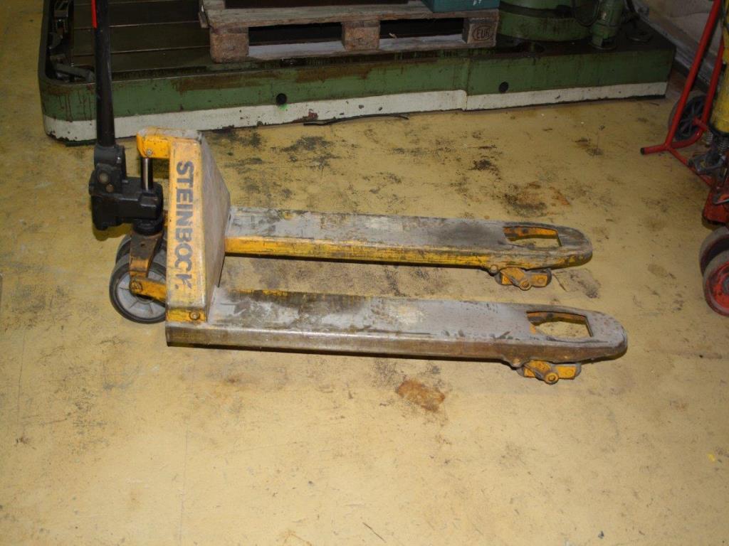 Used Steinbock Pallet truck for Sale (Auction Premium) | NetBid Industrial Auctions