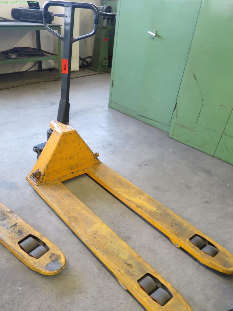 Used Jungheinrich Hand pallet truck for Sale (Auction Premium) | NetBid Industrial Auctions