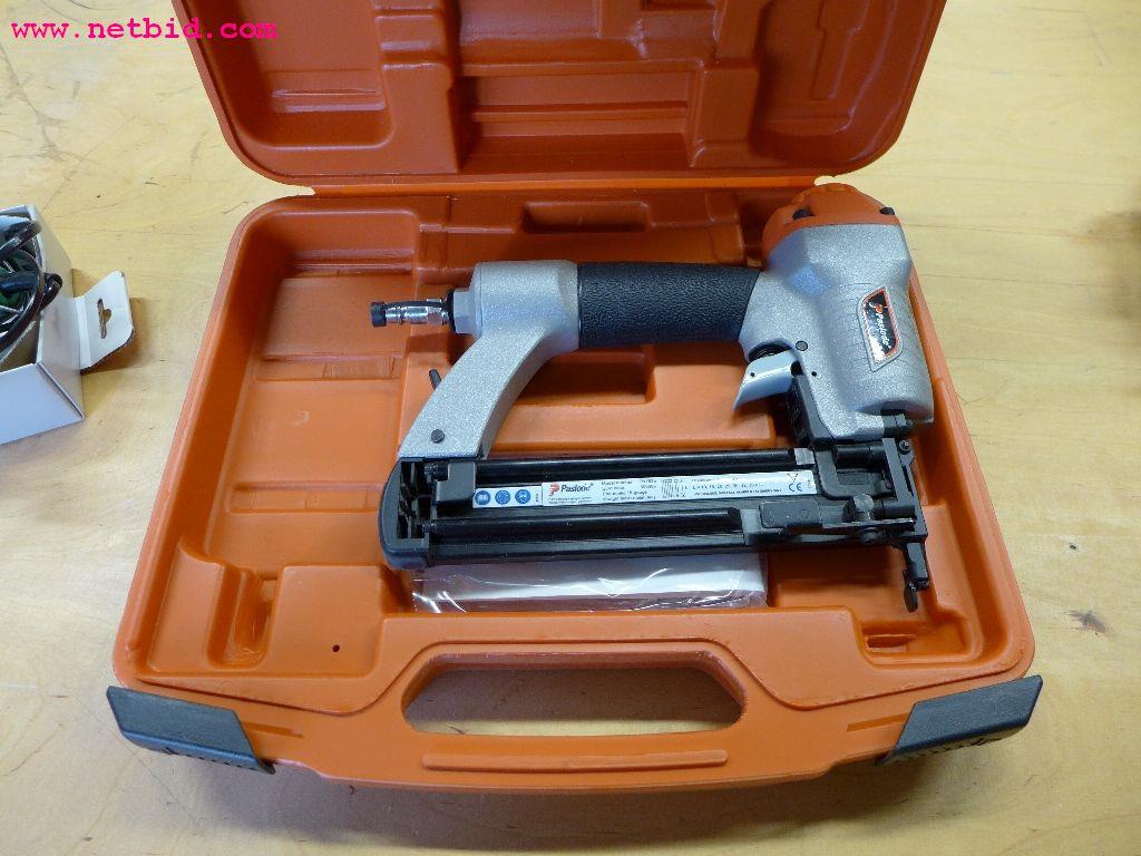 Used Paslode FN1835 Pneumatic nailer for Sale (Trading Premium) | NetBid Industrial Auctions