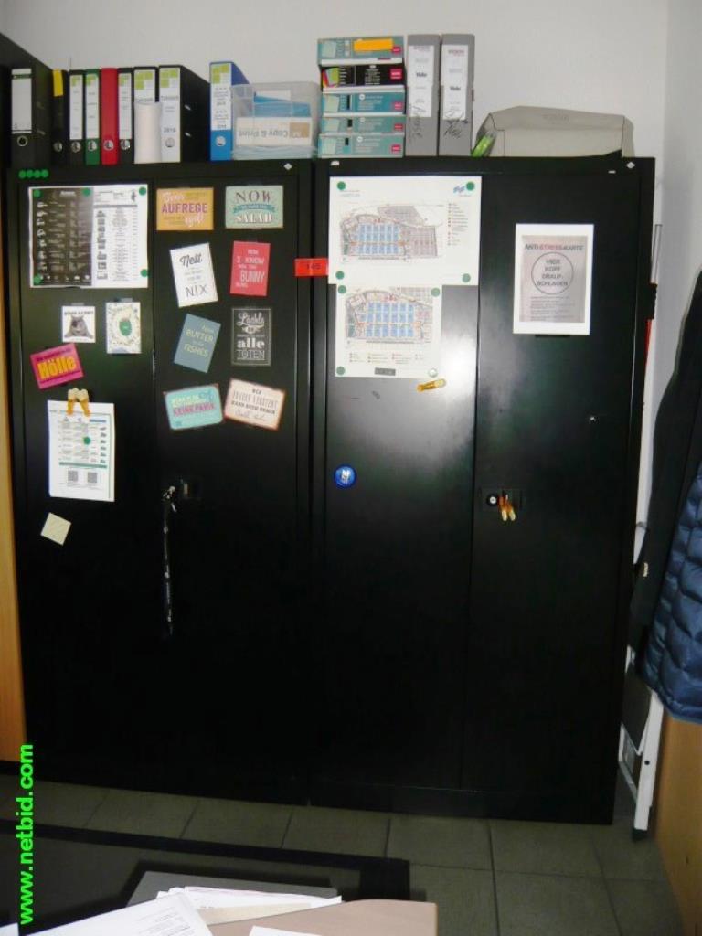 Used CP 2 Hinged door wardrobes for Sale (Auction Premium) | NetBid Industrial Auctions