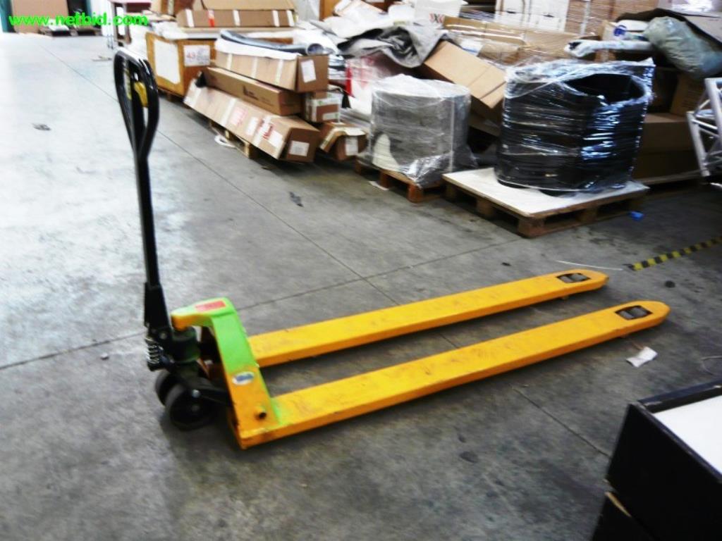 Used OSE2500 Pallet truck for Sale (Auction Premium) | NetBid Industrial Auctions