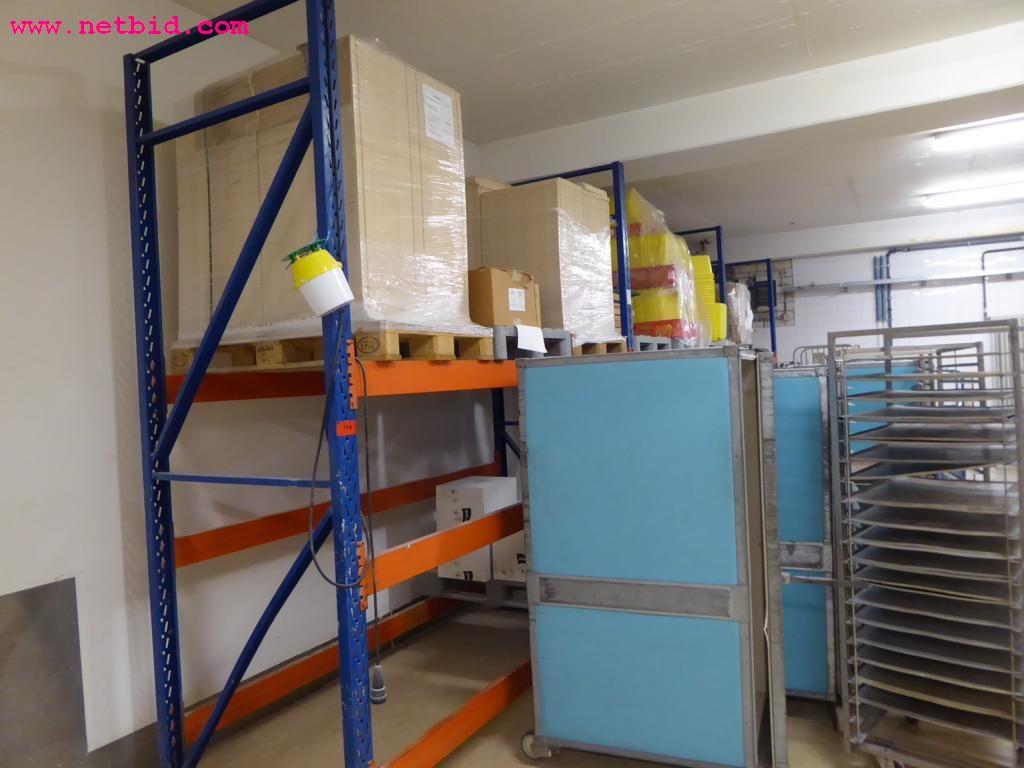 Used ca. 9 lfm. Heavy-duty pallet racking for Sale (Auction Premium) | NetBid Industrial Auctions