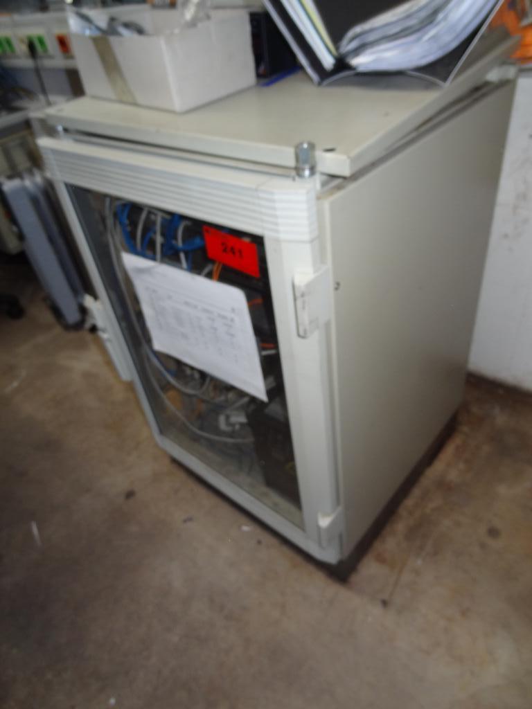 Used Server cabinet for Sale (Auction Premium) | NetBid Industrial Auctions