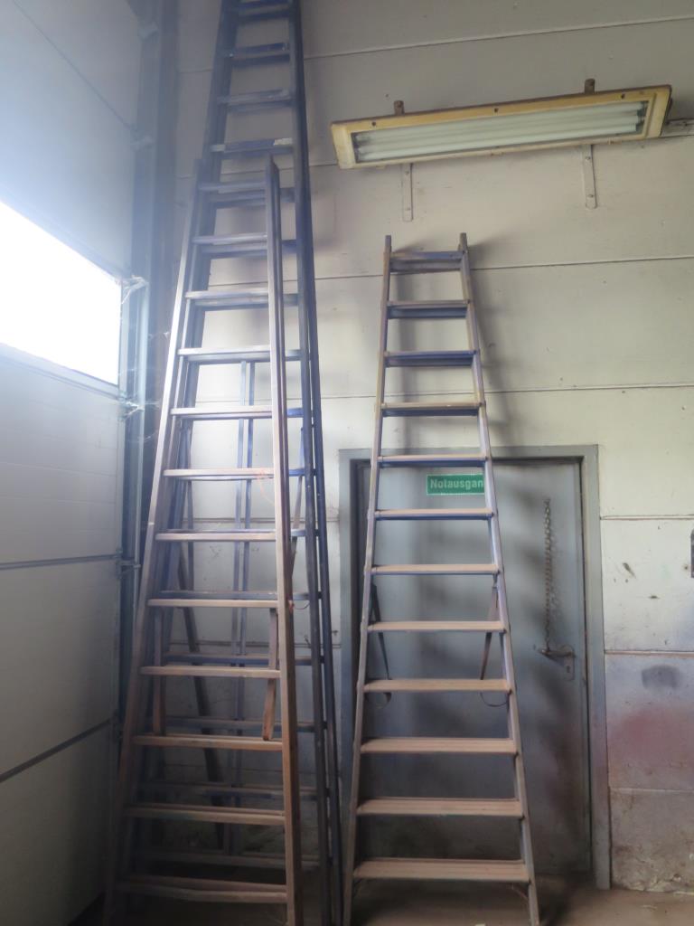 Used 3 Aluminum folding ladders for Sale (Auction Premium) | NetBid Industrial Auctions