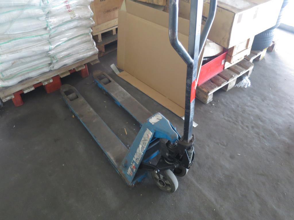 Used Hand pallet truck for Sale (Auction Premium) | NetBid Industrial Auctions