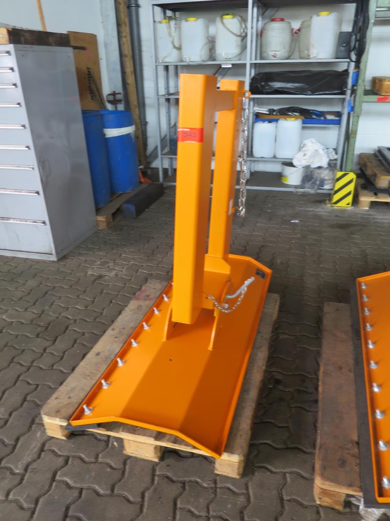 Used Bauer SCH-L 1500 Snow blade attachment (A8991) for Sale (Auction Premium) | NetBid Industrial Auctions