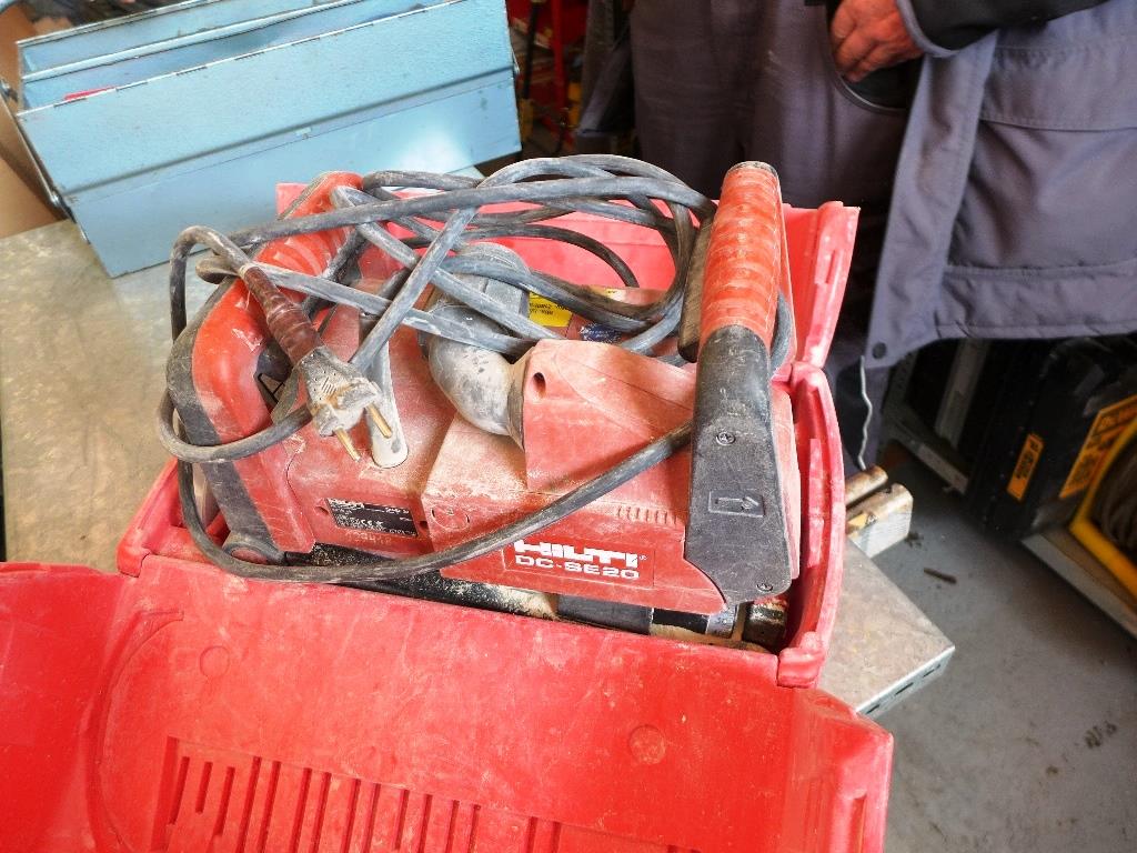 Used Hilti DC-SE 20 Slotting device for Sale (Auction Premium) | NetBid Industrial Auctions