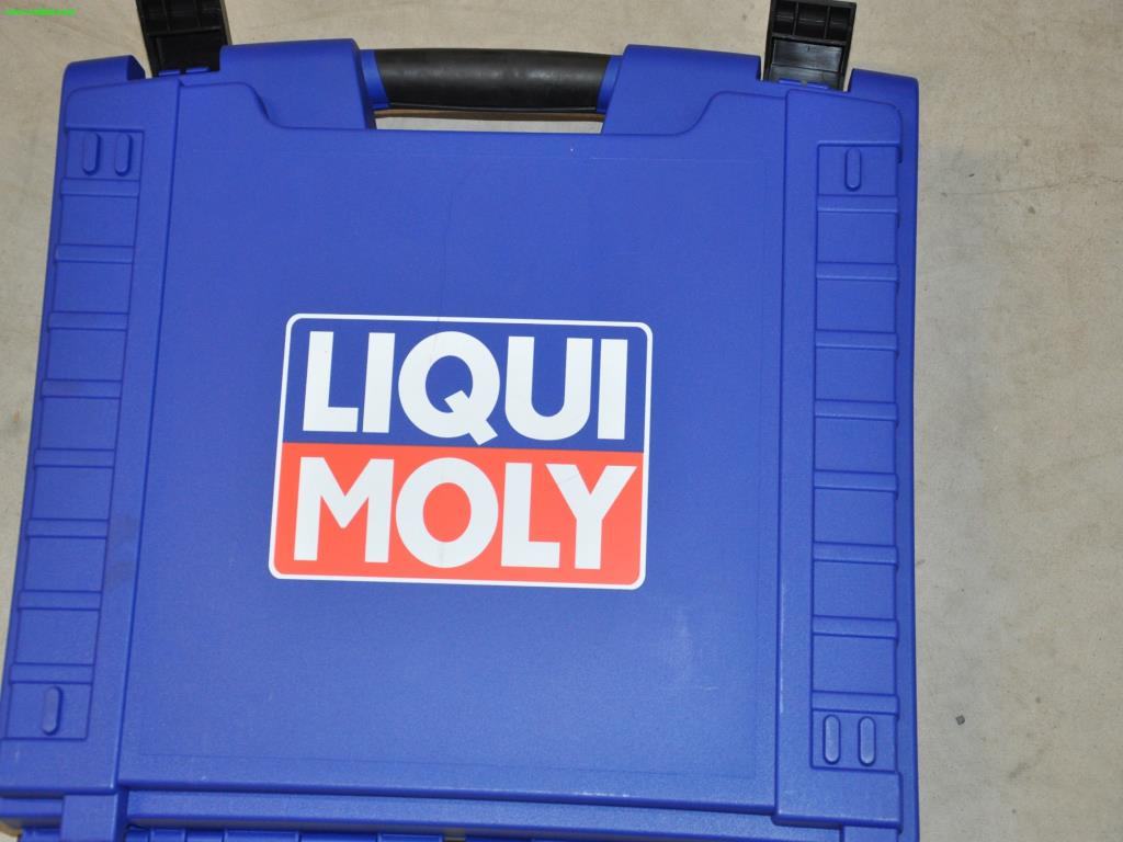 Used Liqui Moly Mobile windshield repair kit laminated glass repair for Sale (Auction Premium) | NetBid Industrial Auctions