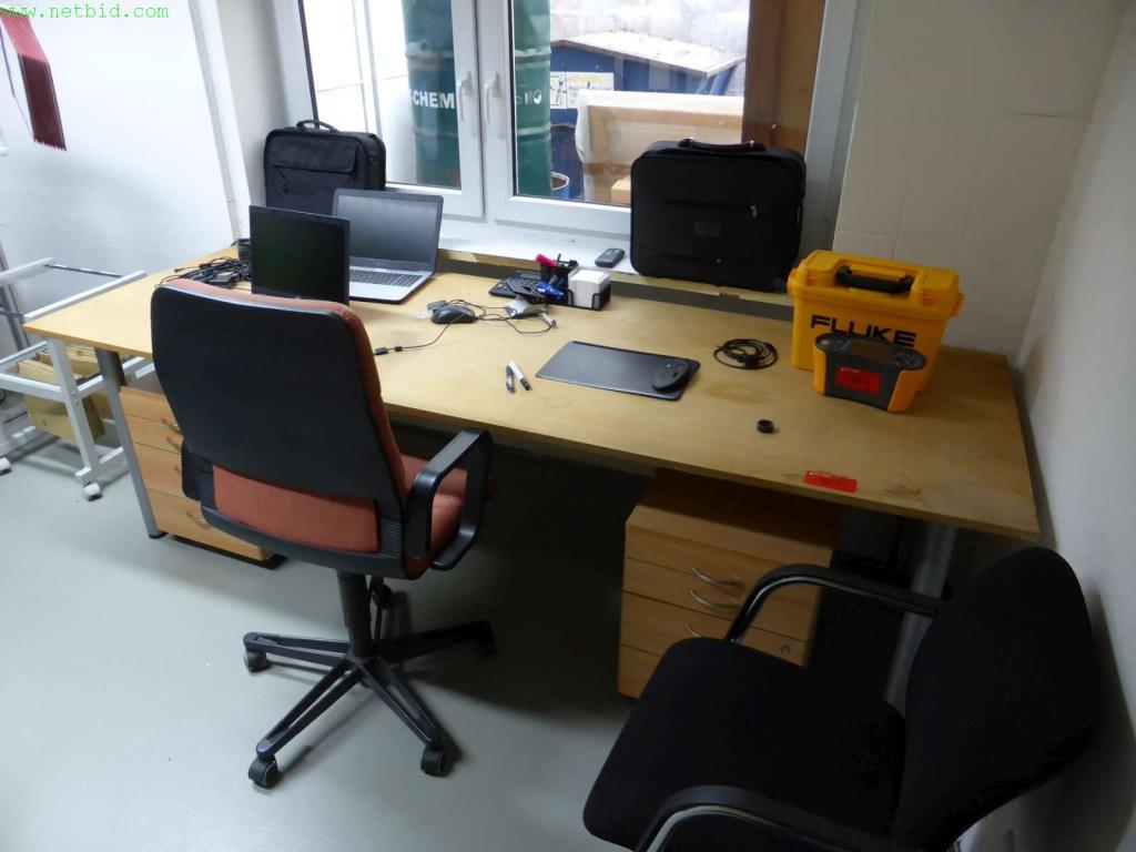 Used Desk for Sale (Auction Premium) | NetBid Industrial Auctions