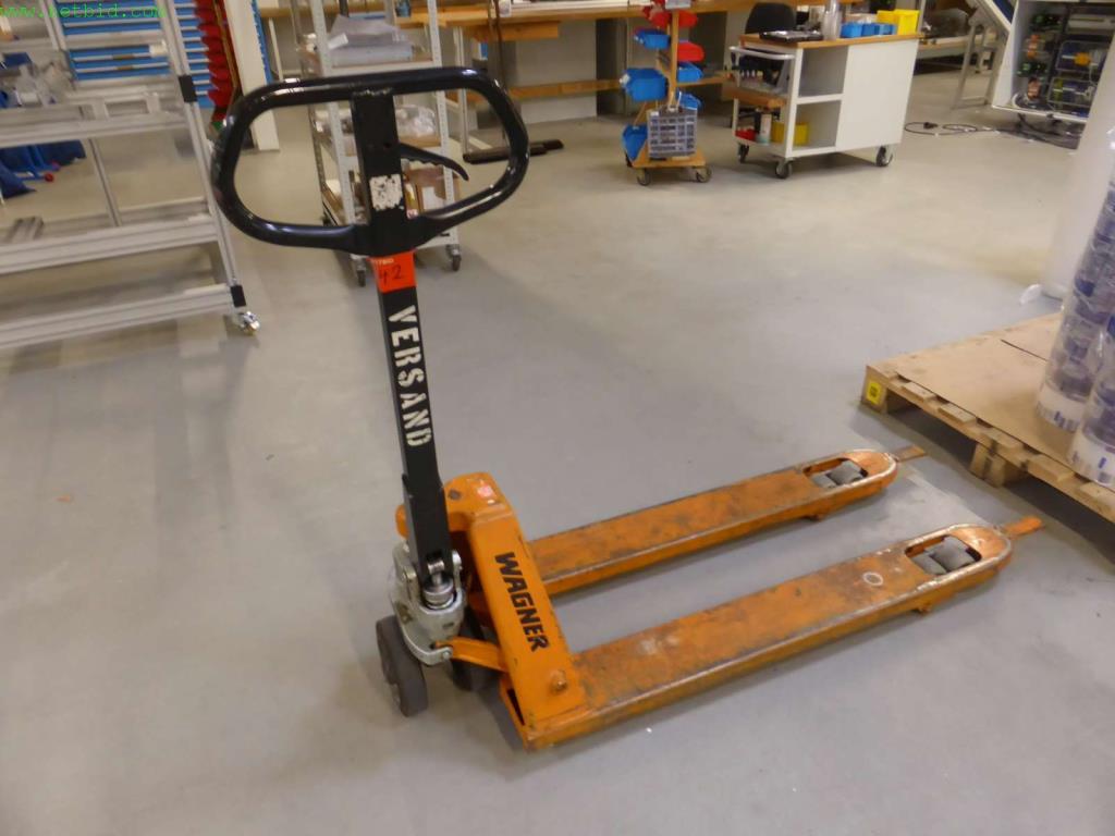 Used Wagner Pallet truck for Sale (Auction Premium) | NetBid Industrial Auctions