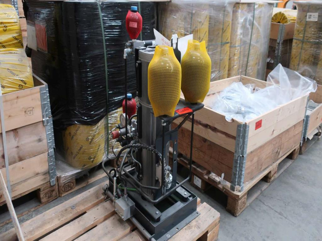 Used Hawe SK 8010 Wind1/3-690 V 50 Hz/11-083-H-01-00 Hydraulic power unit 3.XM 50 Hz Stromag for Sale (Online Auction) | NetBid Industrial Auctions