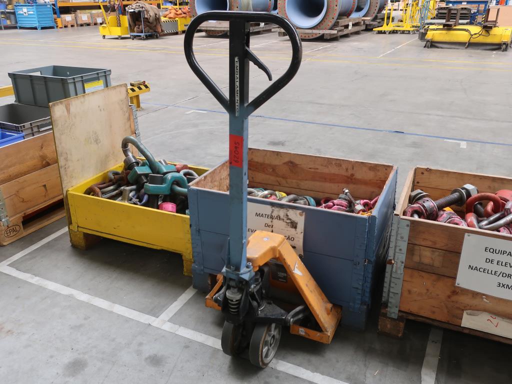 used-pallet-truck-for-sale-auction-premium-netbid-industrial-auctions