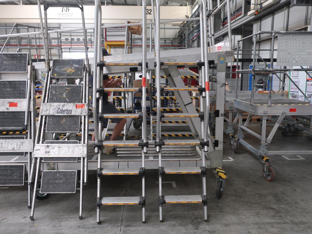 Used Segur 2 Aluminijaste lestve for Sale (Auction Premium) | NetBid Slovenija