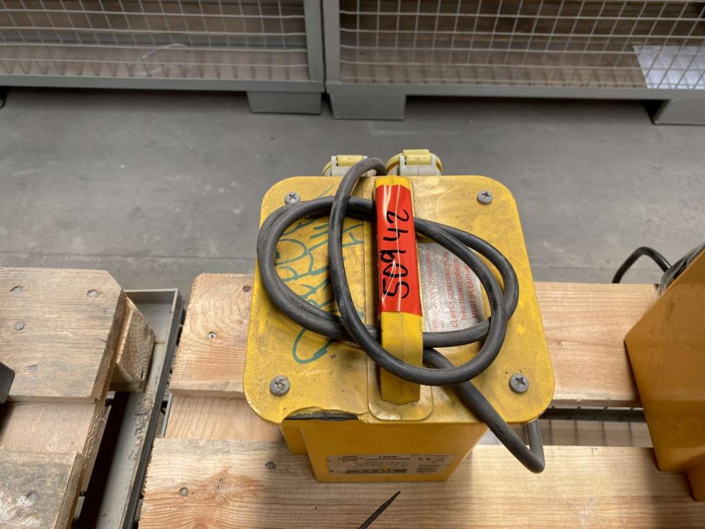 110 V-Transformer gebraucht kaufen (Online Auction) | NetBid Industrie-Auktionen