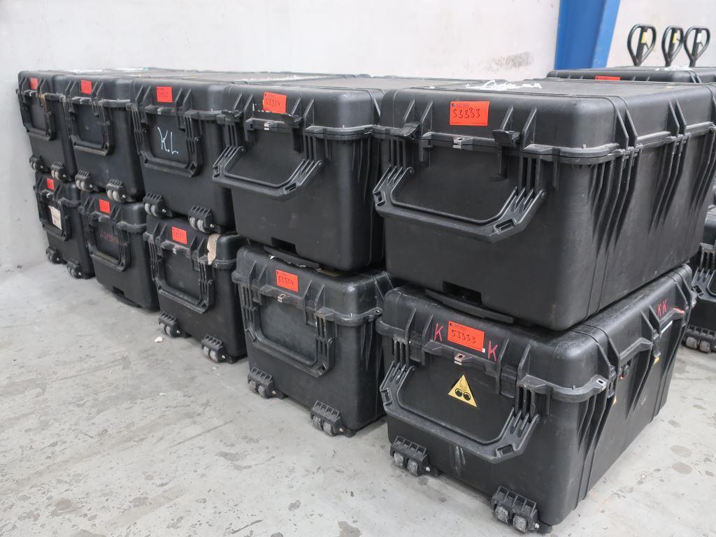 Used Peli 1660 Case 2 Plastično zaščitno ohišje for Sale (Auction Premium) | NetBid Slovenija