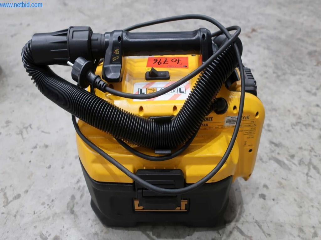 Used DeWalt DCV584L Brezžični sesalnik for Sale (Auction Premium) | NetBid Slovenija