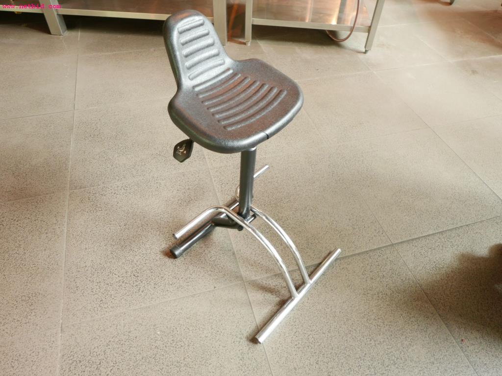 Used Chair for Sale (Auction Premium) | NetBid Industrial Auctions