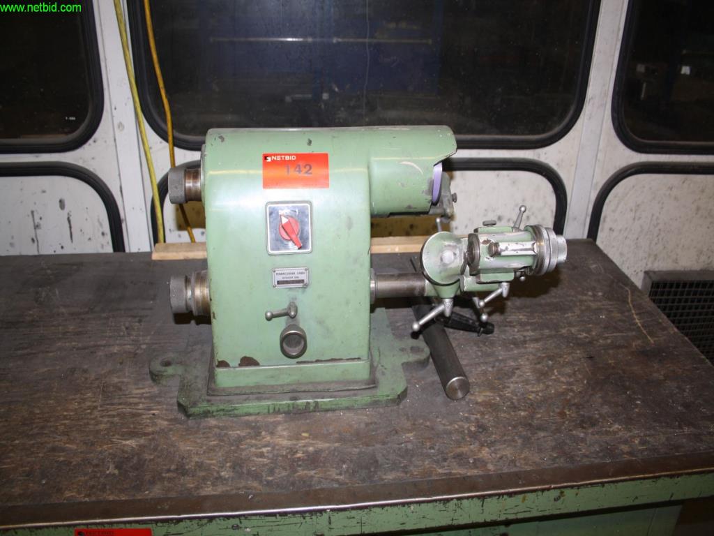 Used Feinmechanik S 0 E/72-2712 tool grinding machine for Sale (Auction Premium) | NetBid Industrial Auctions